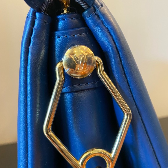 ⭐️🌟✨ NWT 2022 Edition RARE Louis Vuitton Denim Collection Coussins PM. - Picture 12 of 16